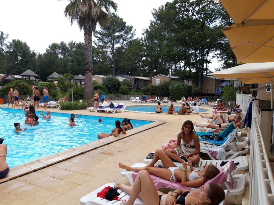 Mobil Home Sainte-Baume Nans Les Pins Exterior photo